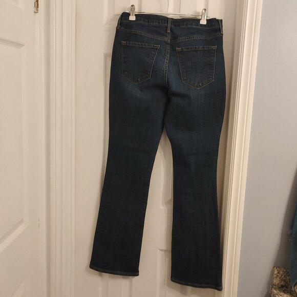 Curvy Jeans 2 - Picture 6 of 9